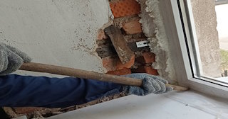 Демонтаж оконных откосов по выгодной цене от 529 руб. в Пугачеве - Сварной-Пгч